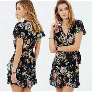 Auguste The Label Delilah Wrap Floral Mini Dress Women Size 2